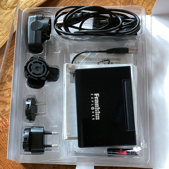 14 Language Speaking Global Translator - Picture 4 of 7